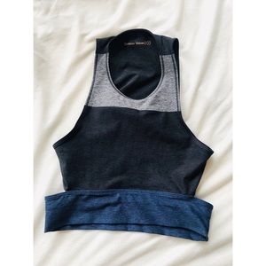 Outdoor Voices tri-tone slash back crop top